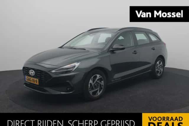 Hyundai i30 (2024) thumbnail 1