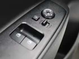 Hyundai i10 (2023) thumbnail 26