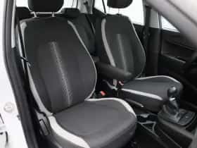 Hyundai i10 (2023) thumbnail 33