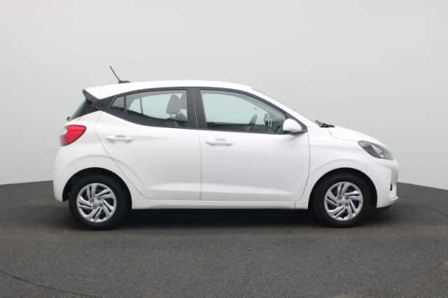 Hyundai i10 (2023) thumbnail 6