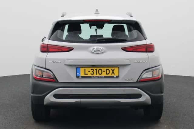 Hyundai Kona (2021) thumbnail 5