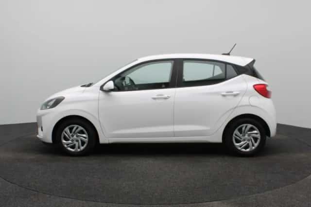 Hyundai i10 (2023) thumbnail 5