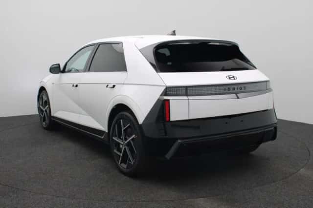 Hyundai Ioniq 5 (2026) thumbnail 3