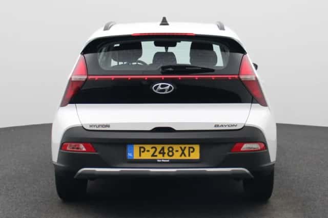 Hyundai Bayon (2022) thumbnail 5