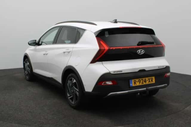 Hyundai Bayon (2022) thumbnail 3