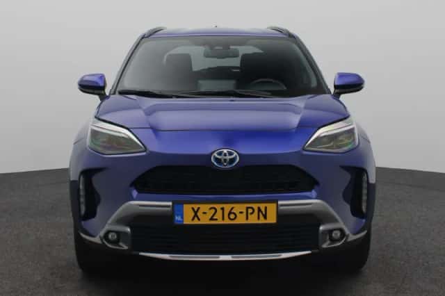 Toyota Yaris Cross (2024) thumbnail 3