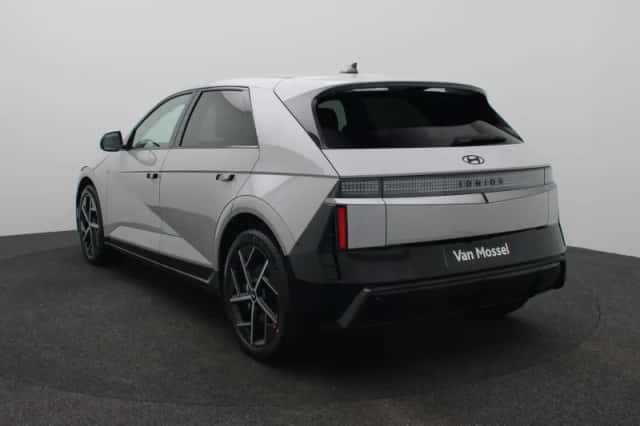 Hyundai Ioniq 5 (2026) thumbnail 2