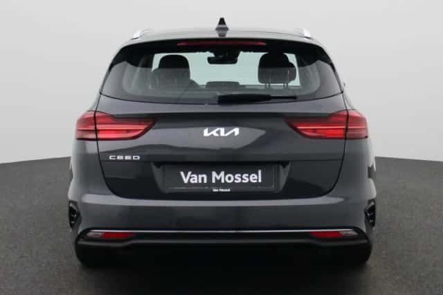 Kia Cee'd (2024) thumbnail 6