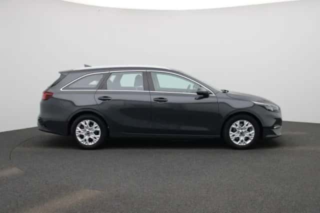 Kia Cee'd (2024) thumbnail 6