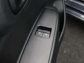 Hyundai i10 thumbnail 25