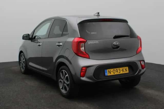 Kia Picanto (2021) thumbnail 3