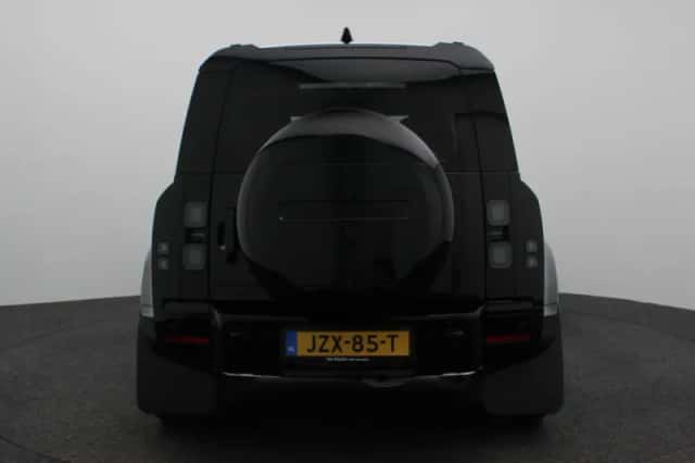 Land Rover Defender (2026) thumbnail 5
