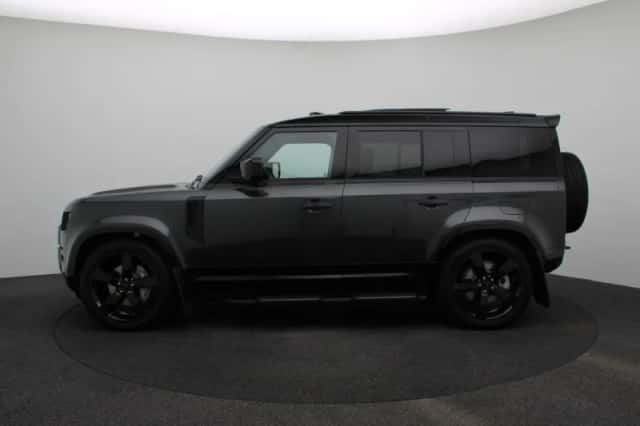 Land Rover Defender (2026) thumbnail 5