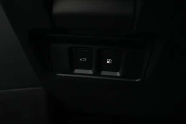 Land Rover Range Rover Evoque (2026) thumbnail 38