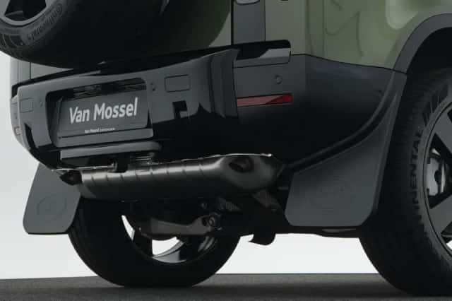 Land Rover Defender (2026) thumbnail 13
