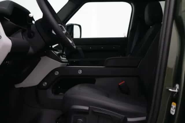 Land Rover Defender (2026) thumbnail 20