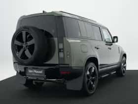 Land Rover Defender thumbnail 3