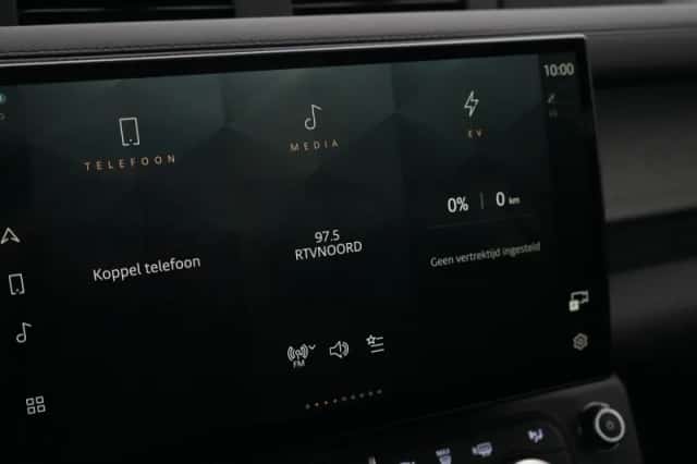 Land Rover Defender (2026) thumbnail 25