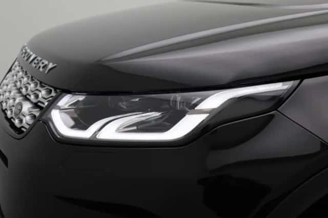 Land Rover Discovery Sport (2023) thumbnail 15