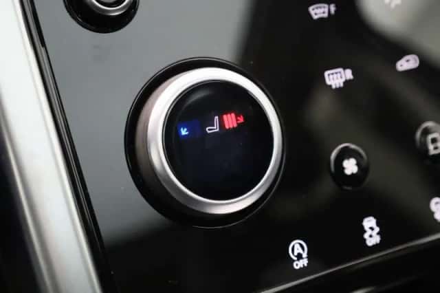 Land Rover Discovery Sport (2023) thumbnail 21