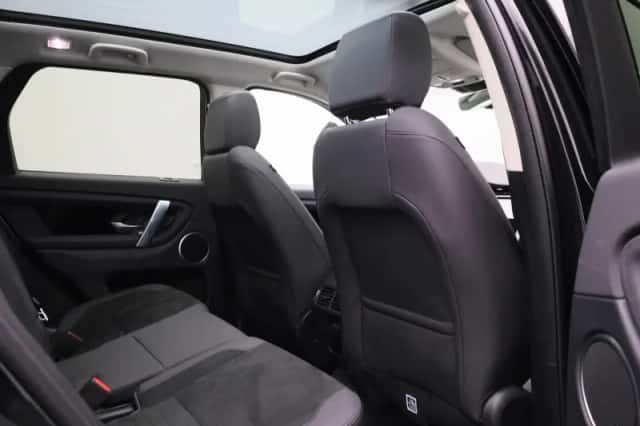 Land Rover Discovery Sport (2023) thumbnail 39