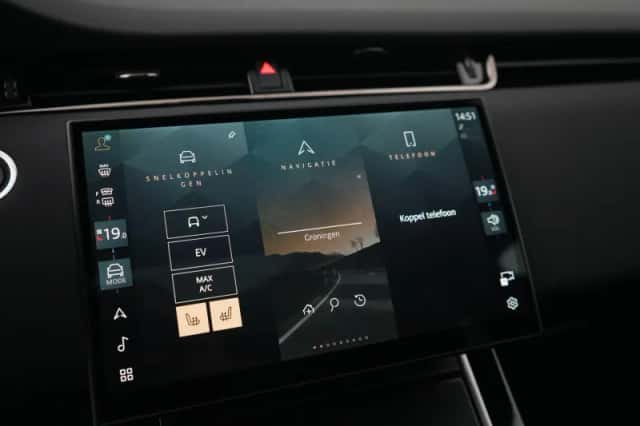 Land Rover Range Rover Evoque (2026) thumbnail 23