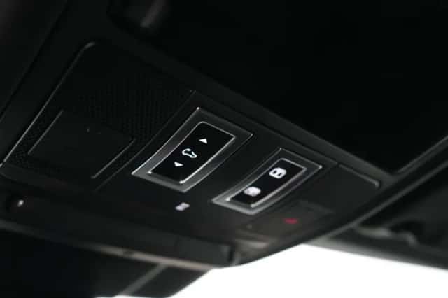 Land Rover Range Rover Evoque (2026) thumbnail 33