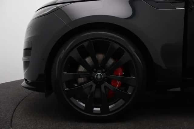 Land Rover Range Rover Sport (2023) thumbnail 16