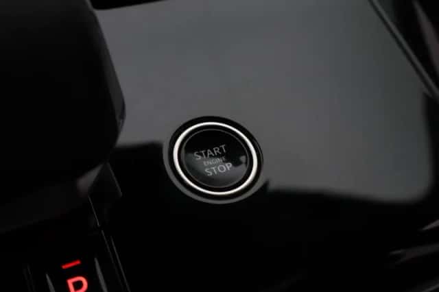 Land Rover Range Rover Sport (2023) thumbnail 18