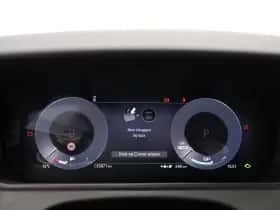 Land Rover Range Rover Velar thumbnail 9
