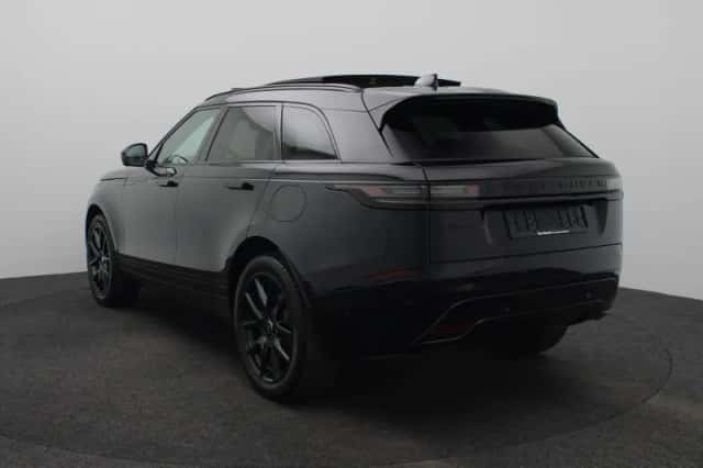 Land Rover Range Rover Velar (2026) thumbnail 3
