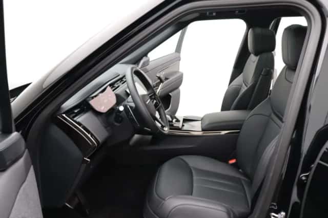Land Rover Range Rover Sport (2026) thumbnail 12