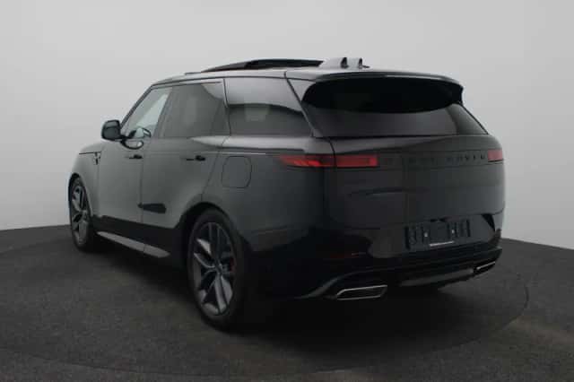 Land Rover Range Rover Sport (2026) thumbnail 3