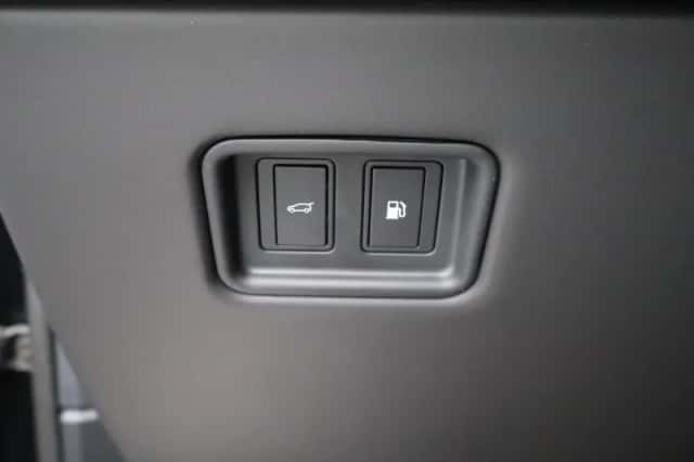Land Rover Range Rover Sport (2026) thumbnail 28