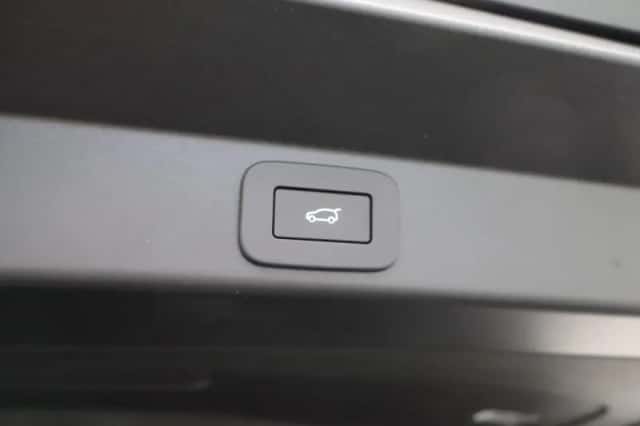 Land Rover Range Rover Sport (2026) thumbnail 34