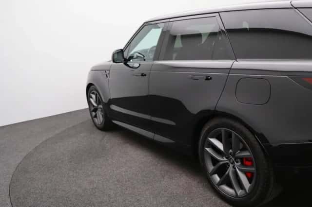 Land Rover Range Rover Sport (2026) thumbnail 46