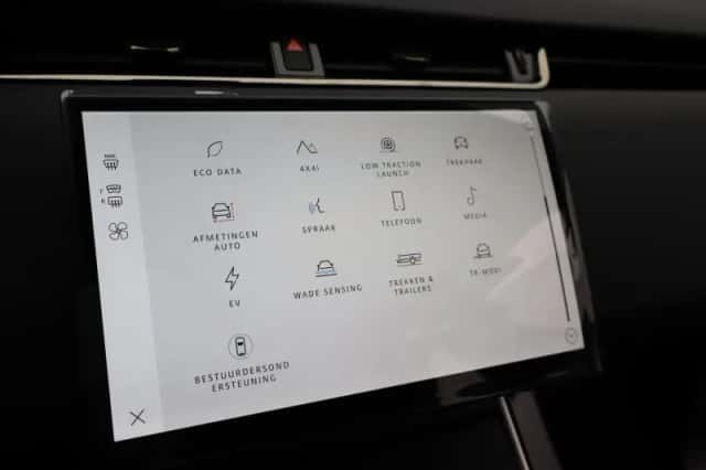 Land Rover Range Rover Evoque (2026) thumbnail 25