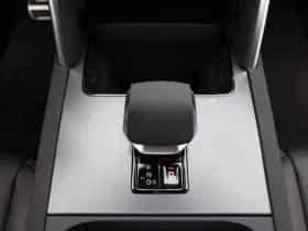 Land Rover Discovery Sport (2024) thumbnail 11