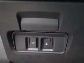 Land Rover Discovery Sport (2024) thumbnail 25