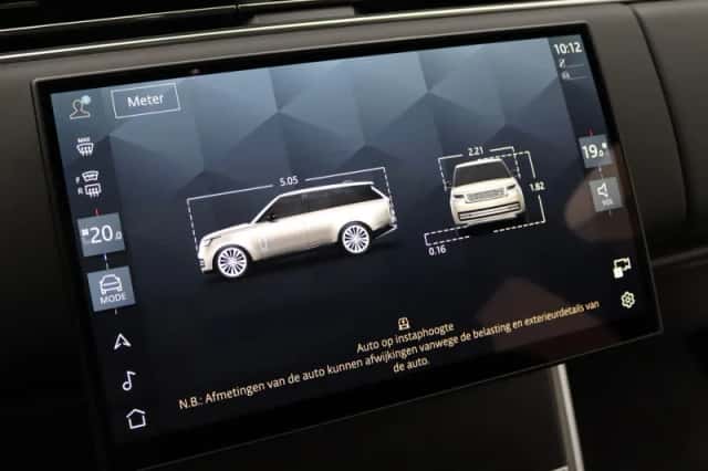 Land Rover Range Rover (2024) thumbnail 18