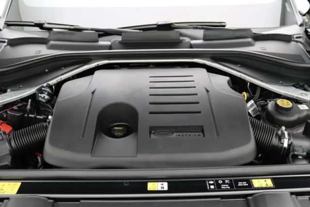Land Rover Range Rover (2024) thumbnail 34