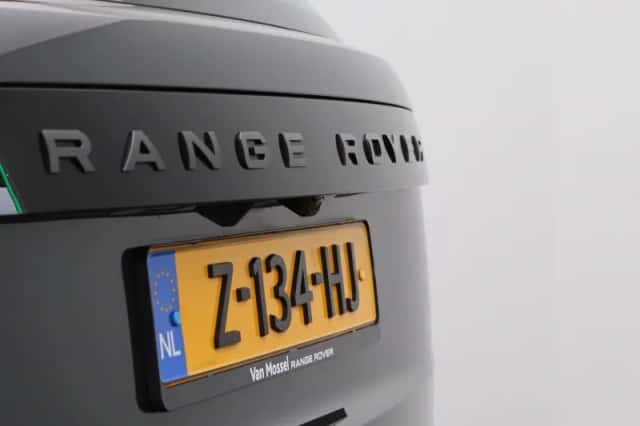 Land Rover Range Rover (2024) thumbnail 38