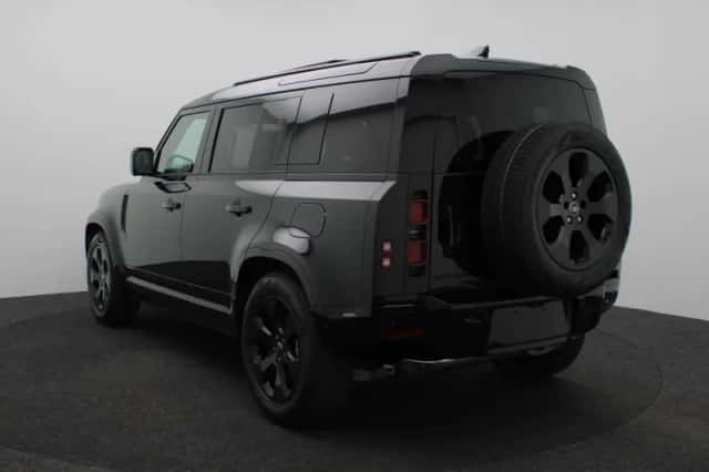Land Rover Defender (2026) thumbnail 3