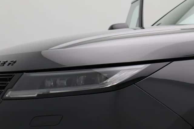 Land Rover Range Rover Sport (2024) thumbnail 15