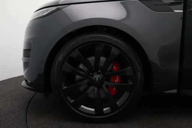 Land Rover Range Rover Sport (2024) thumbnail 16