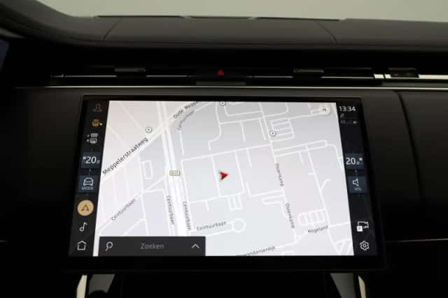 Land Rover Range Rover Sport (2024) thumbnail 17