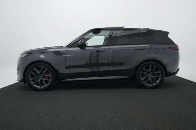 Land Rover Range Rover Sport (2026) thumbnail 5