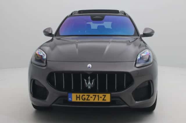 Maserati Grecale (2025) thumbnail 3