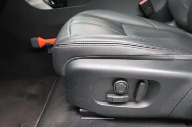Land Rover Range Rover Evoque (2022) thumbnail 27