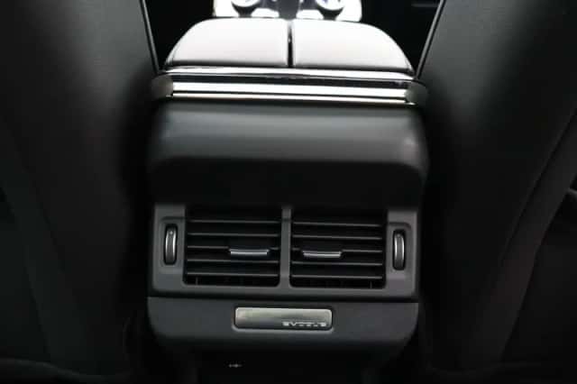 Land Rover Range Rover Evoque (2022) thumbnail 33